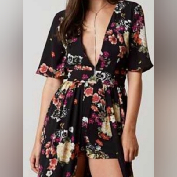 Black Floral Maxi Dress Romper Shorts Deep V Front and Back Tie Waist - Picture 3 of 4